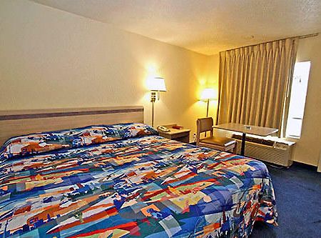 Motel 6 Tampa Downtown Chambre photo