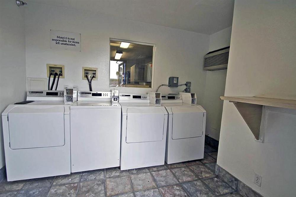 Motel 6 Tampa Downtown Commodités photo